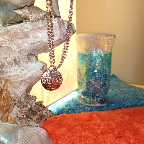 GUESS Necklace - Picture 2 of 6